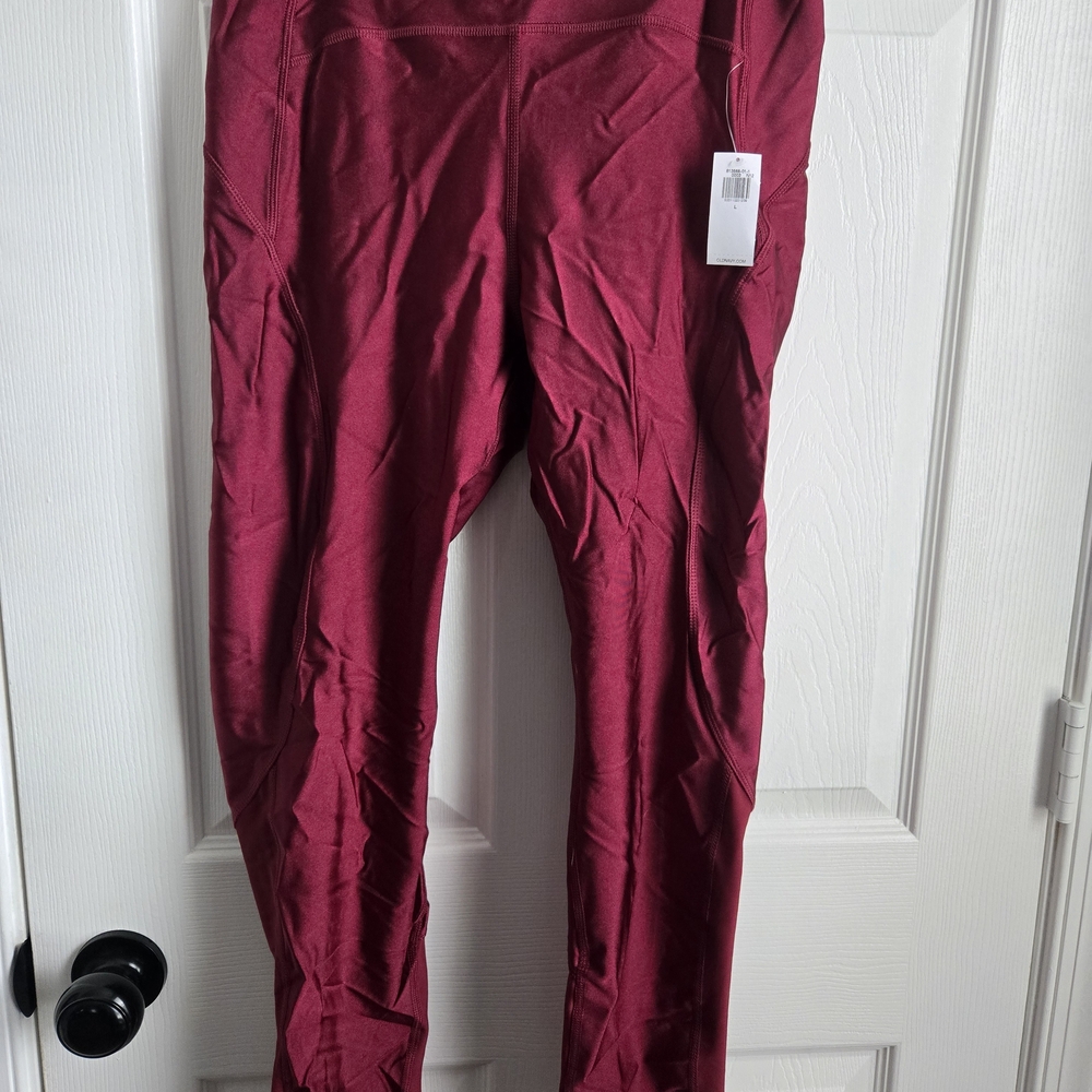 NWT Old Navy Burgundy Leggings